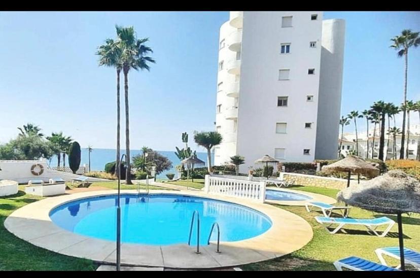 Apartamento Playa Algaida Sitio de Calahonda Екстериор снимка